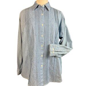 Clementine Vintage Woman's Blue Denim Button Down Shirt Size Medium Long sleeve